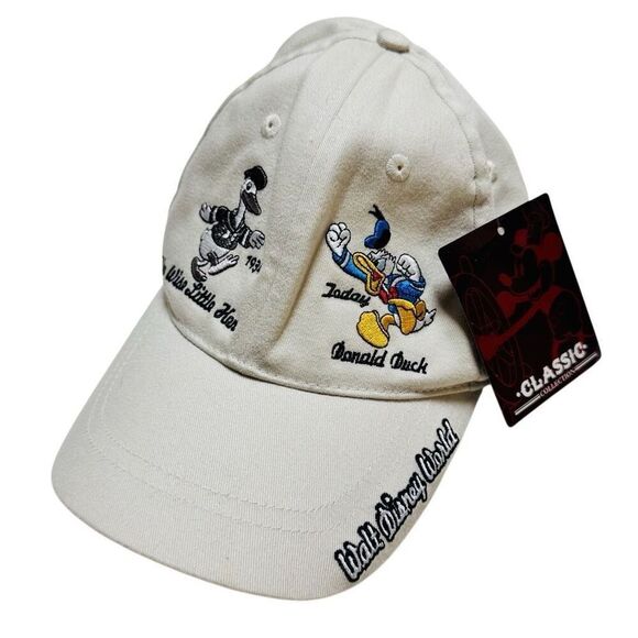 Walt Disney World Donald Duck “Faces Of Donald” Adult One Size Vintage NWT - Picture 1 of 14